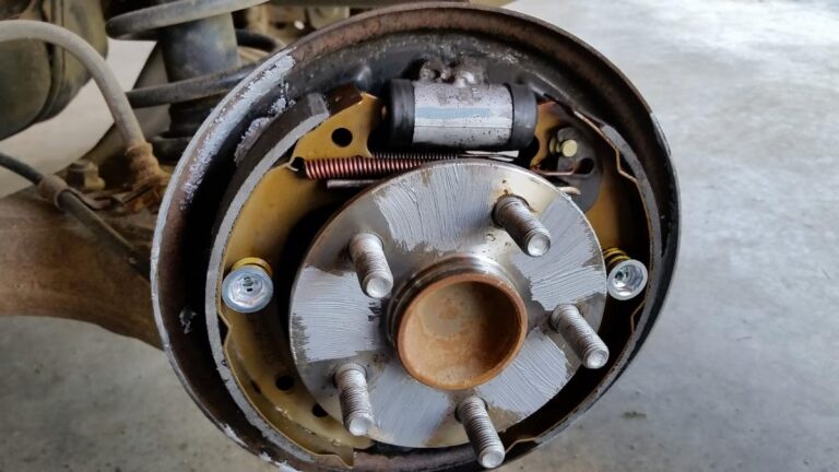 brake shoes installed.