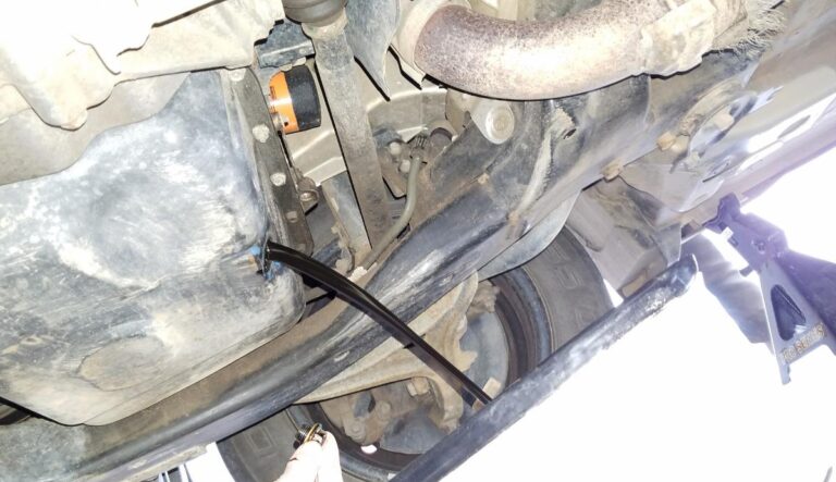 changing oil in a Honda Accord