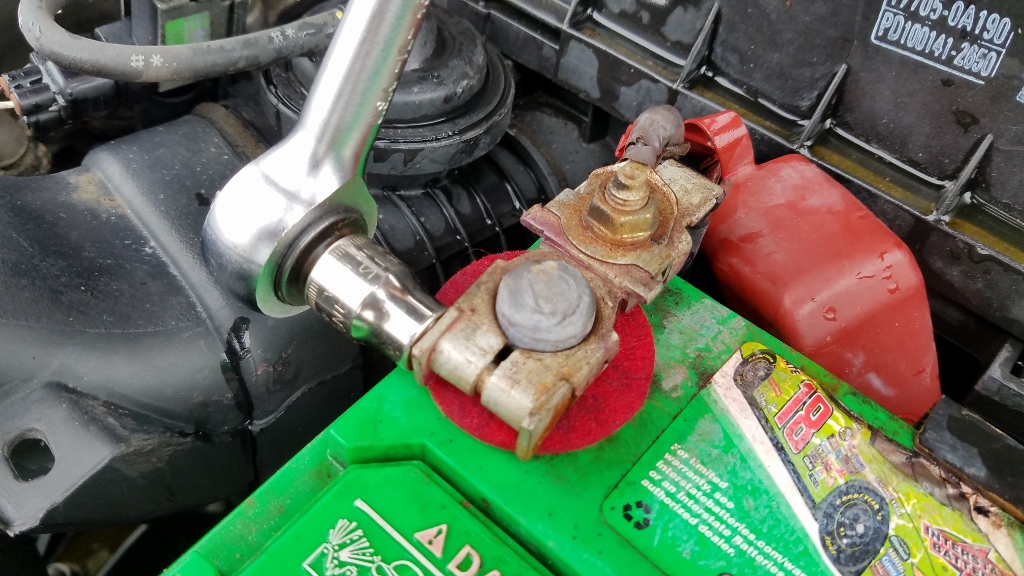 Tighten-Positive-Terminal-Clamp