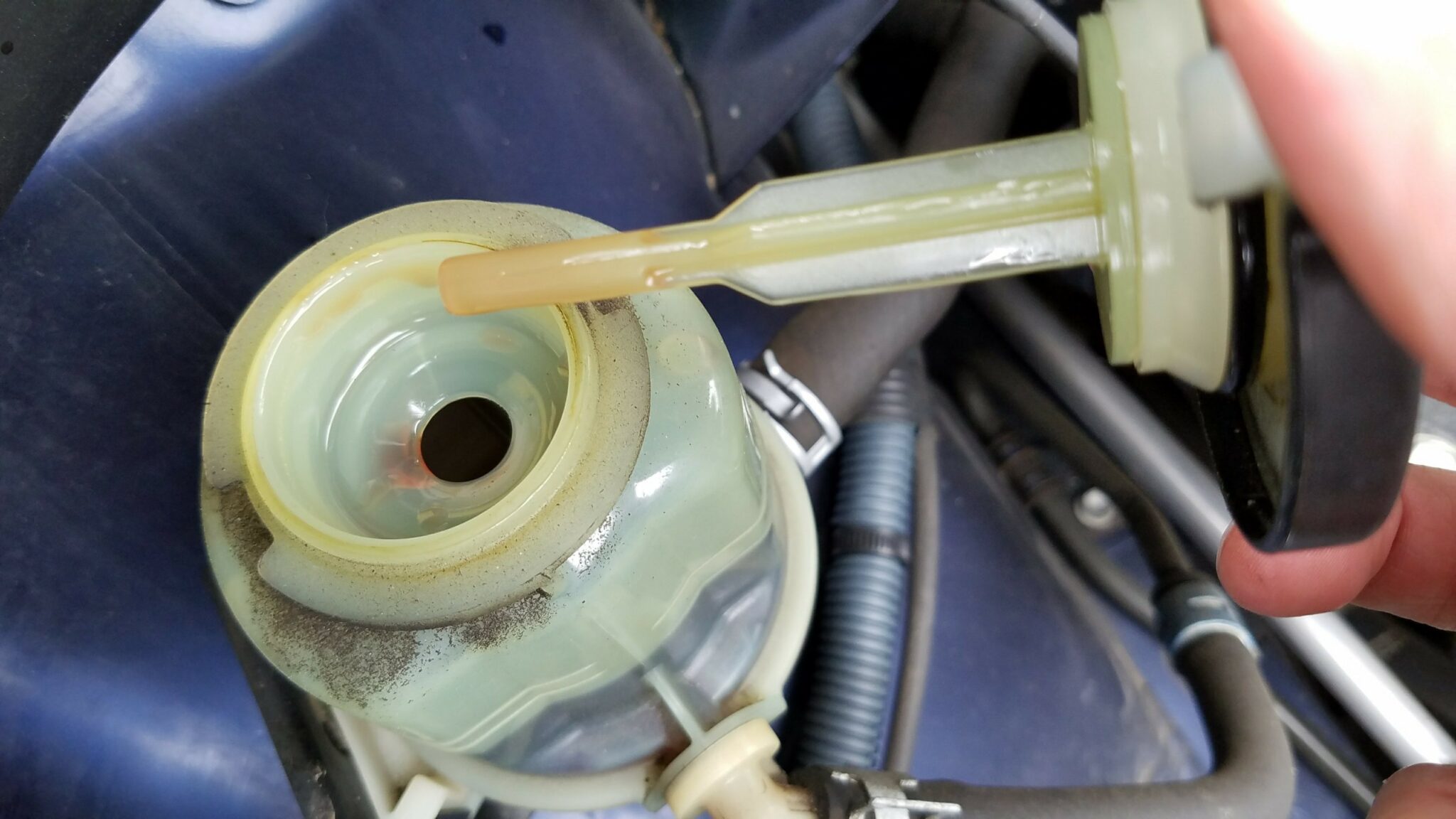 2011 Toyota Sienna Power Steering Fluid Location
