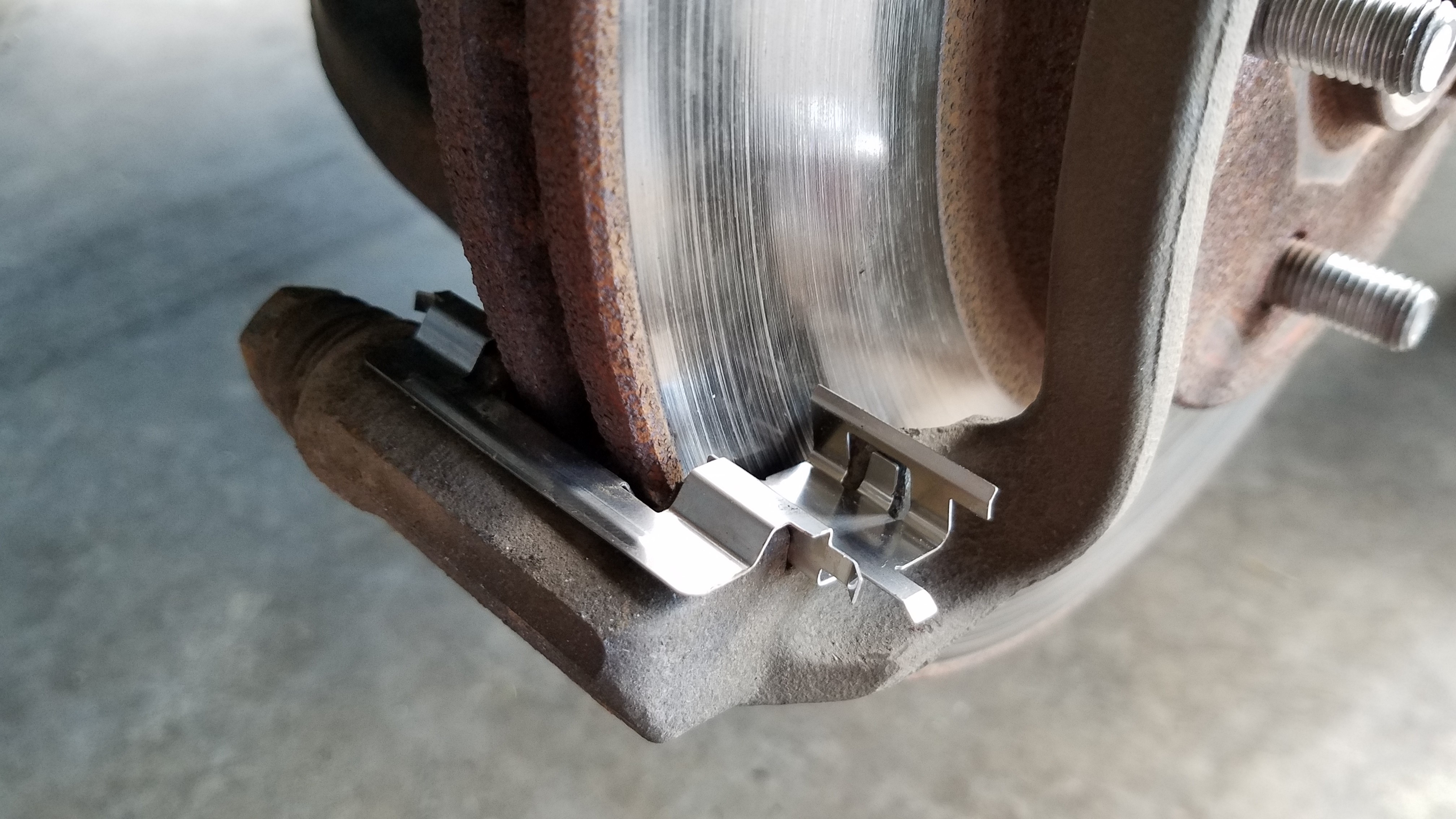 022-new-slide-clip-installed