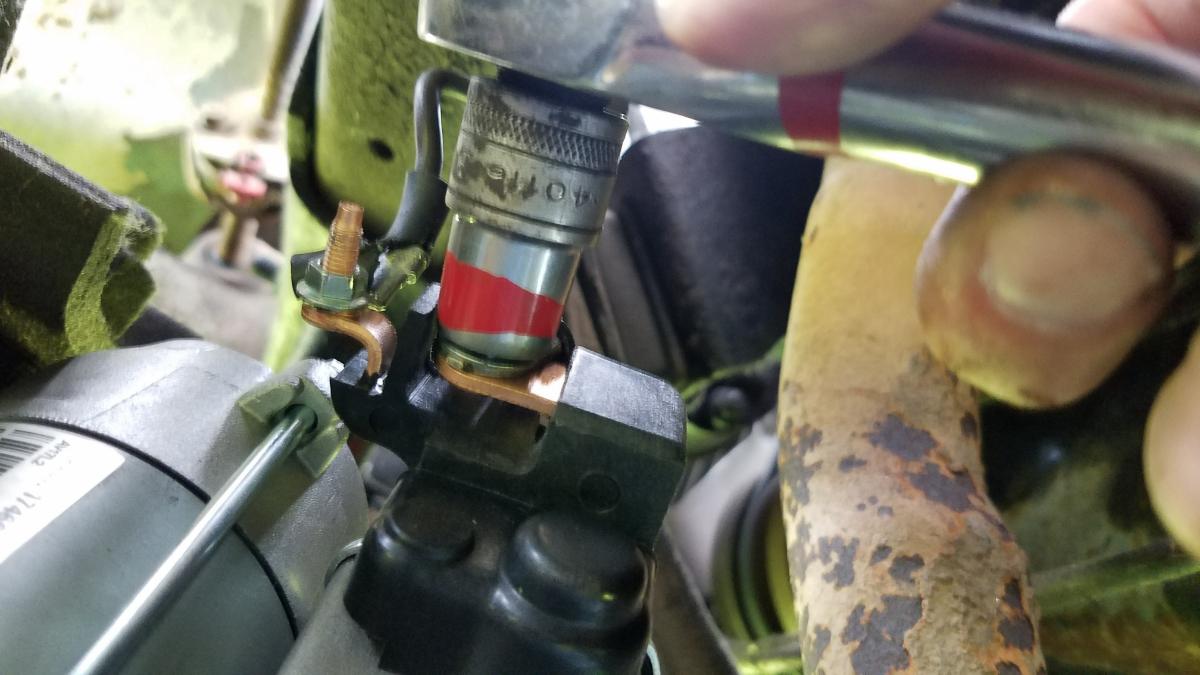 024-starter-battery-cable-tightening