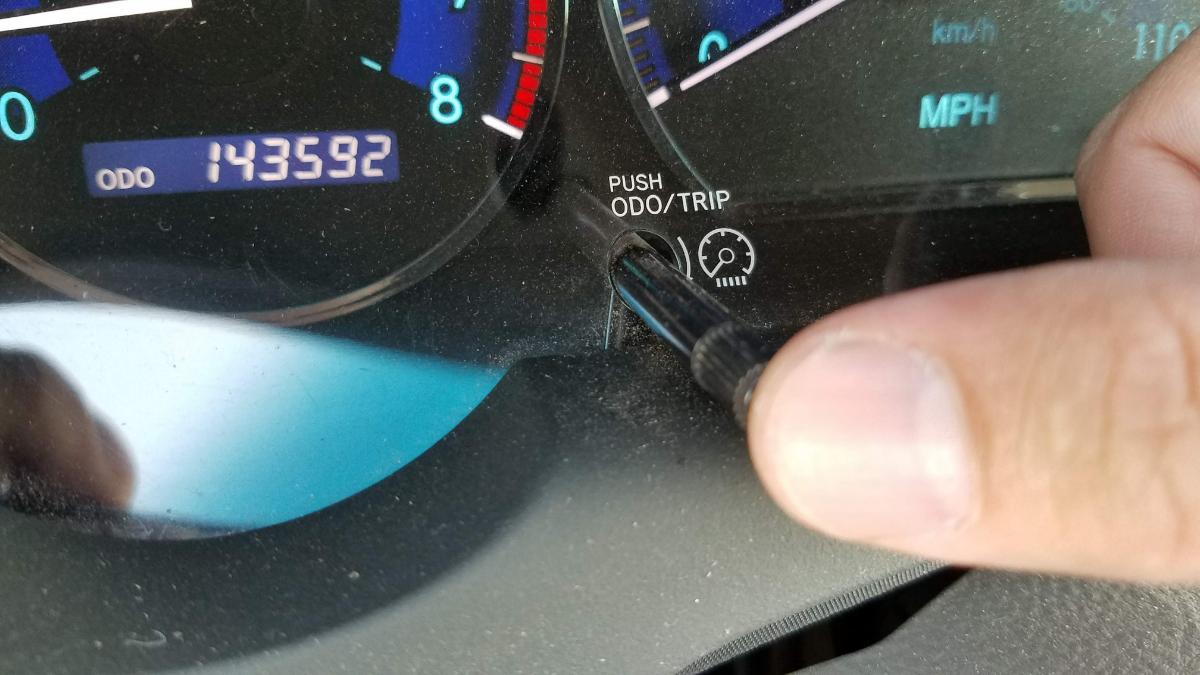 03-Press-and-Hold-Trip-Reset