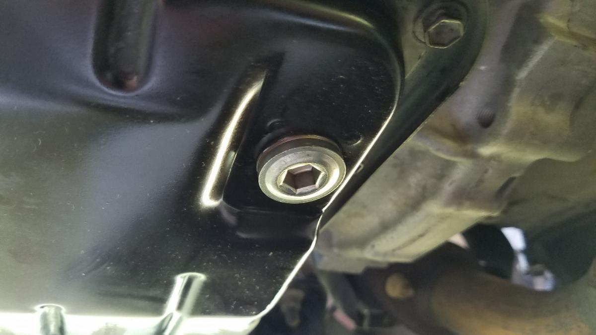 025-atf-drain-plug-re-installed
