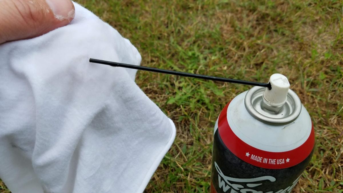 10-spray-silicone-on-rag