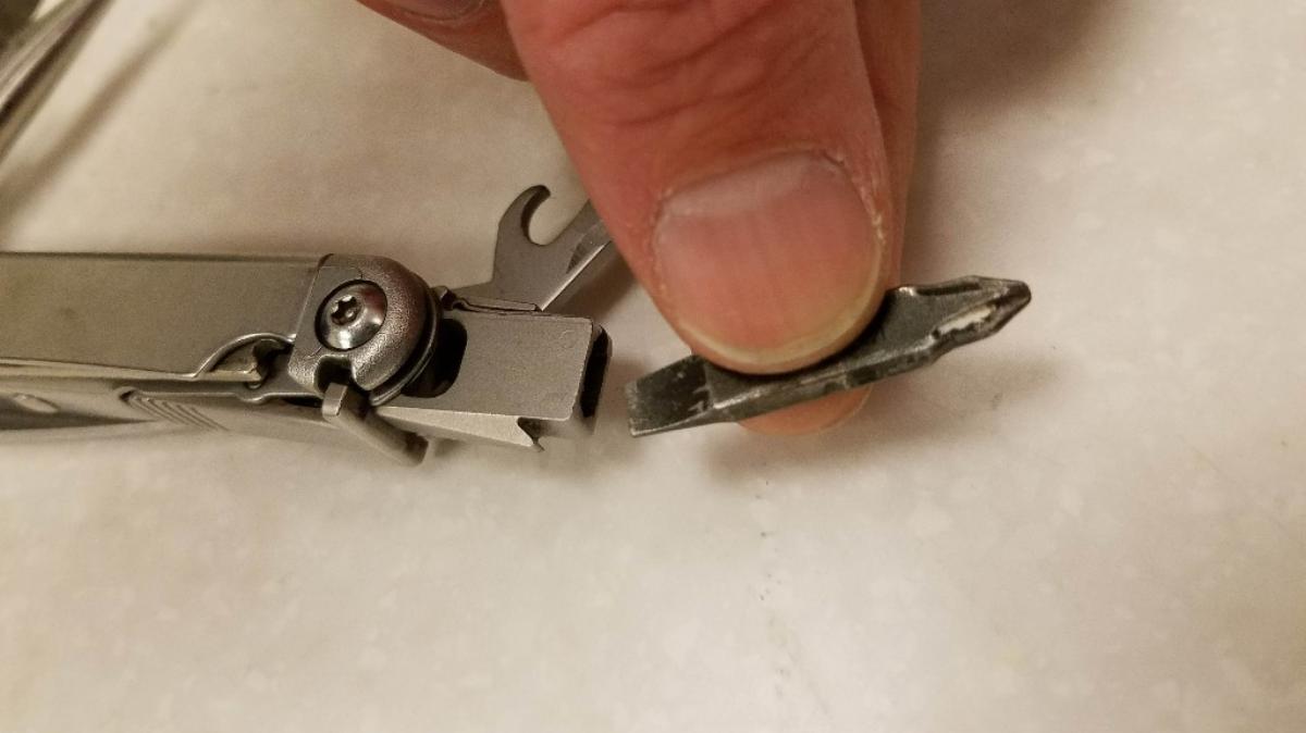006-wave-screwdriver-bit