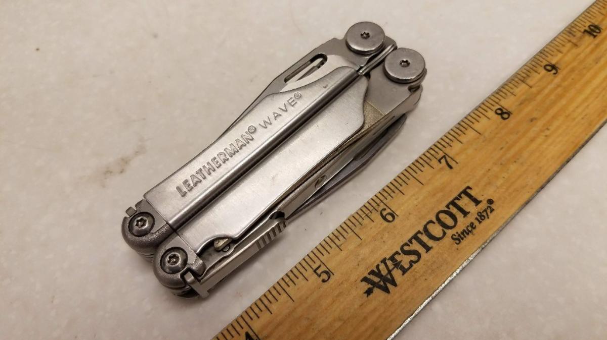 leatherman wave folded