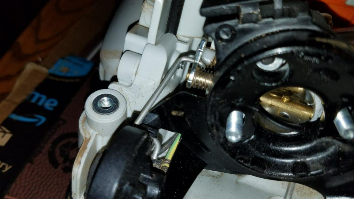 08-stihl-choke-adjust