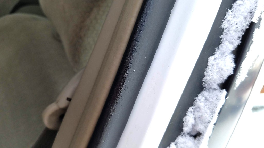 10-silicone-on-door-seal