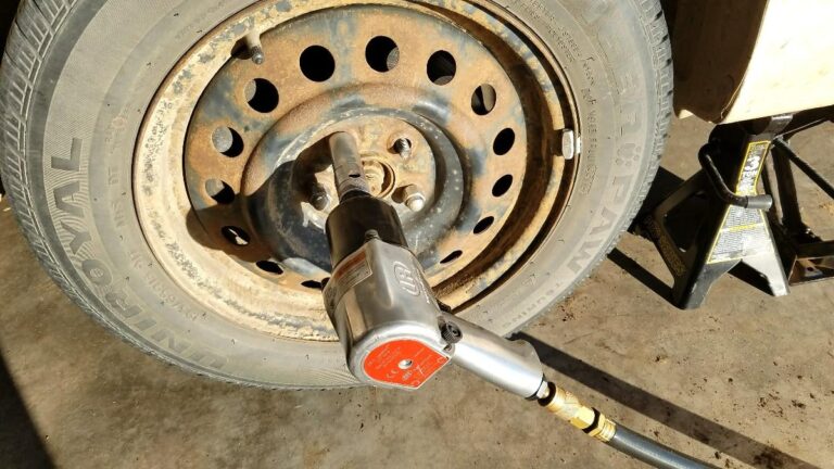 21 Tools Every Mechanic Should Own