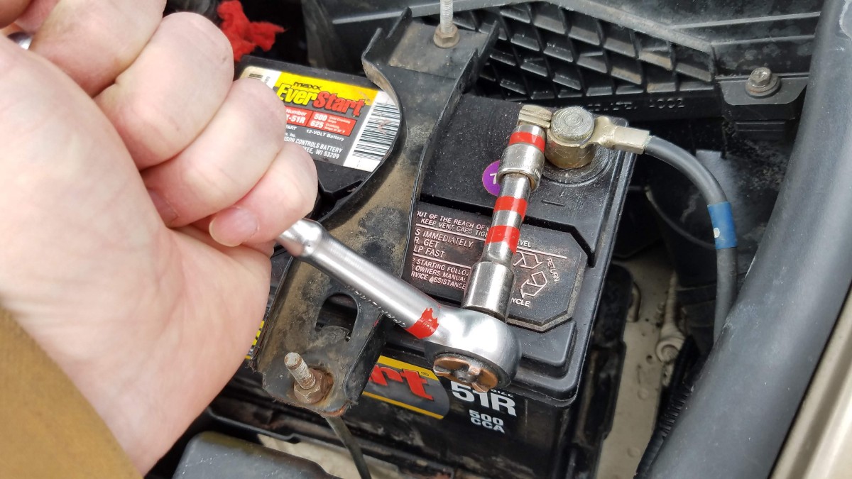 13-re-connect-negative-battery-clamp