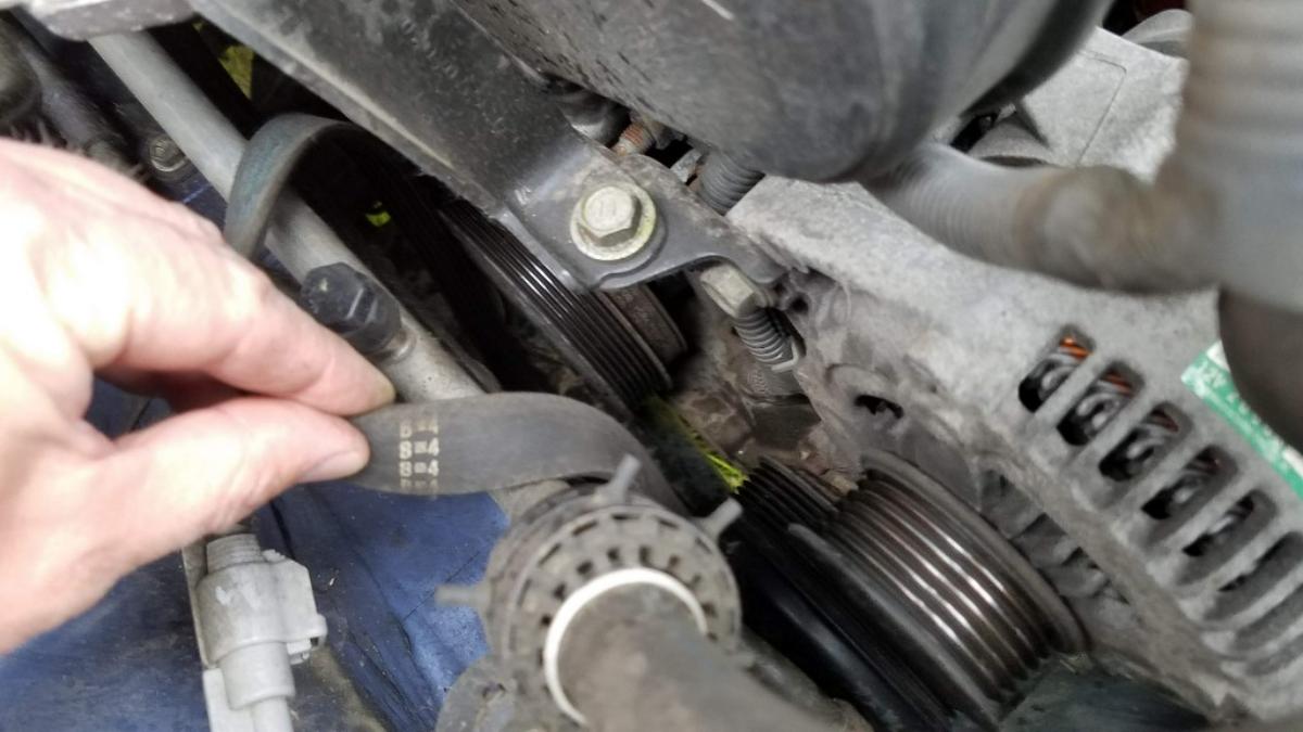 14-remove-serpentine-belt