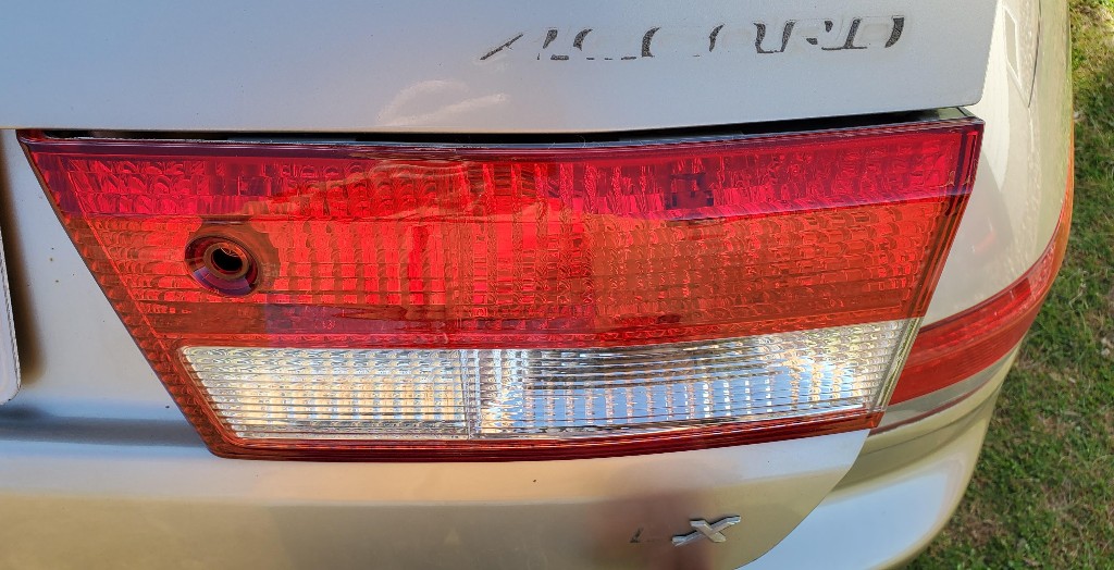 16-new-tail-light-in-place