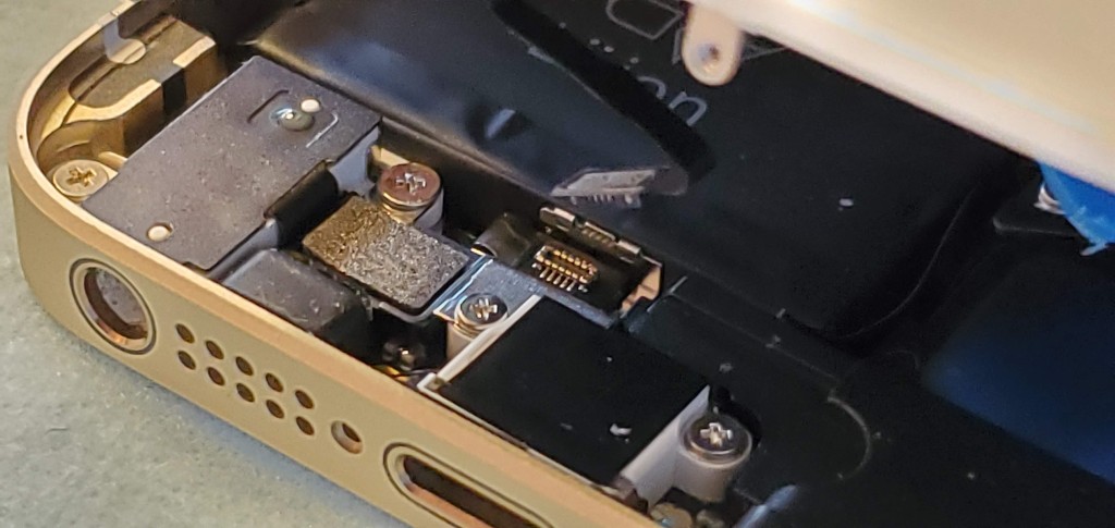 17-connector-removed