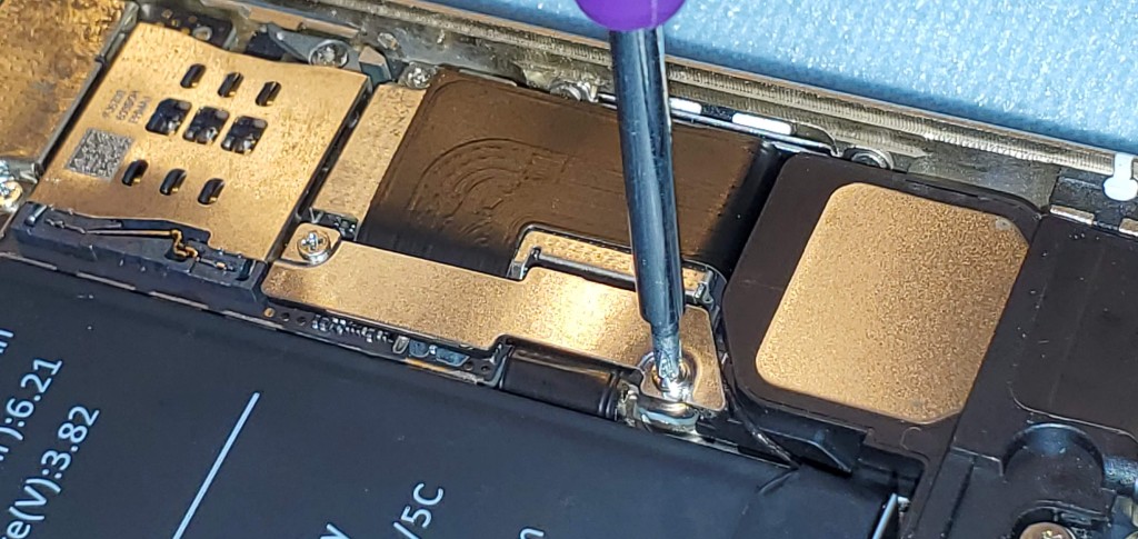 38-screwdriver-screw