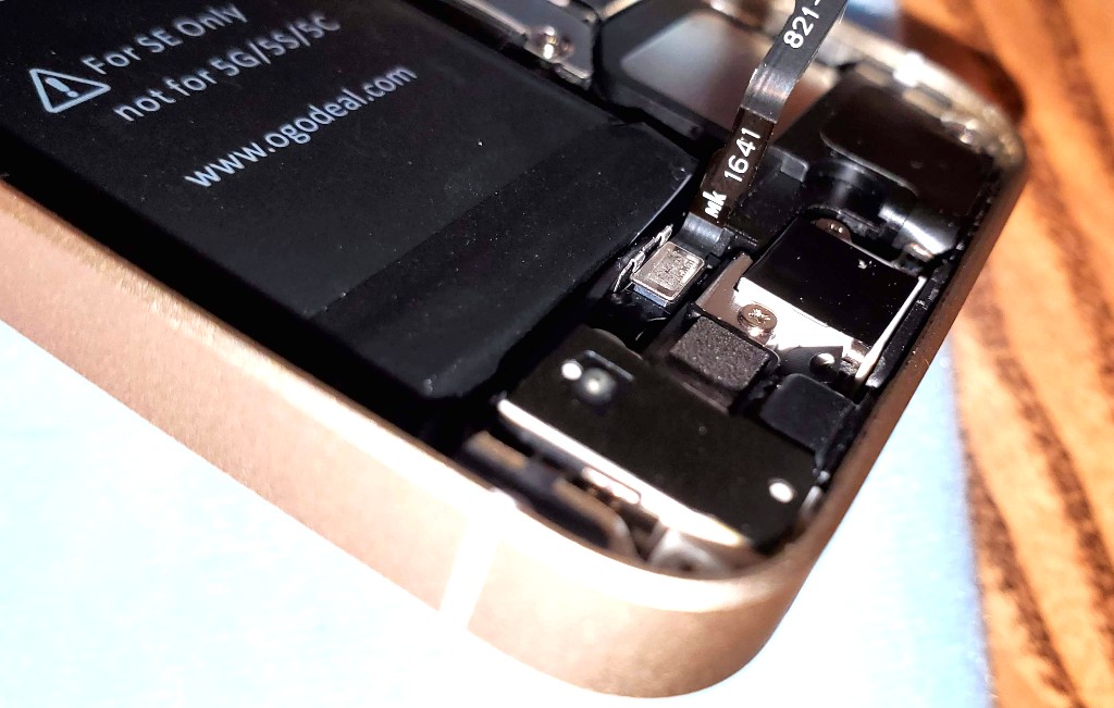 44-home-button-connected