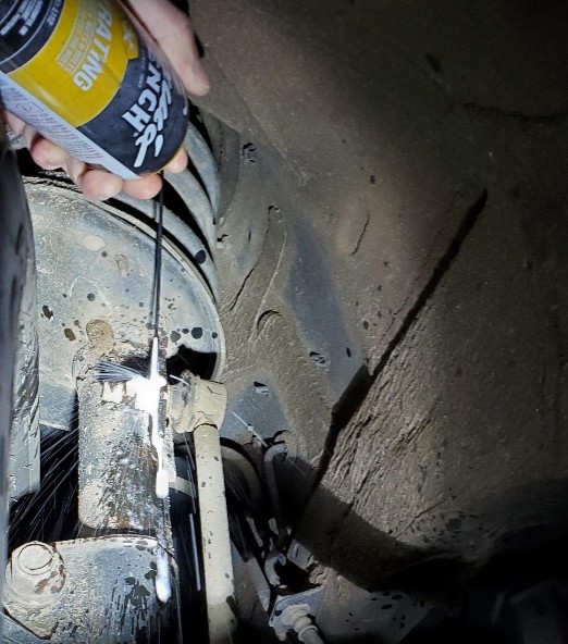 000b-penetrating-oil-sway-bar-link-bolt