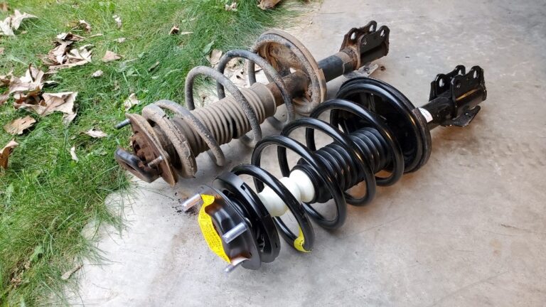 How to Replace the Struts on a Toyota Sienna