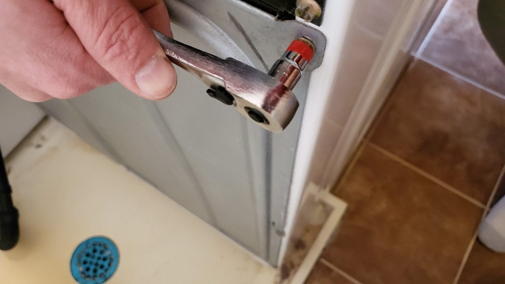 04-remove-back-panel