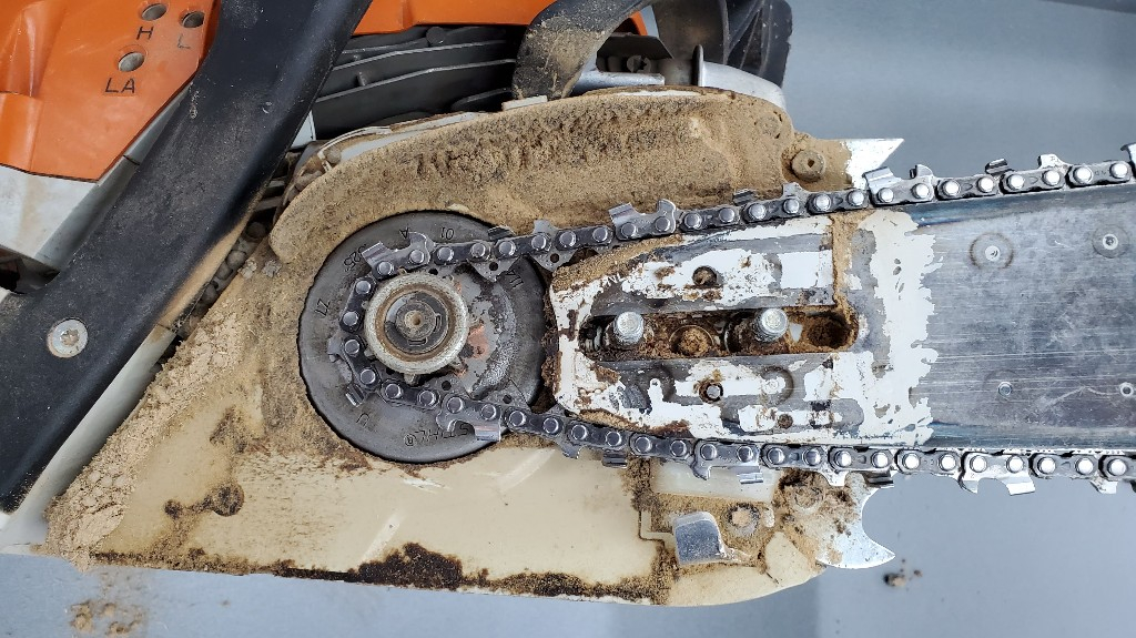 stihl-cover-removed