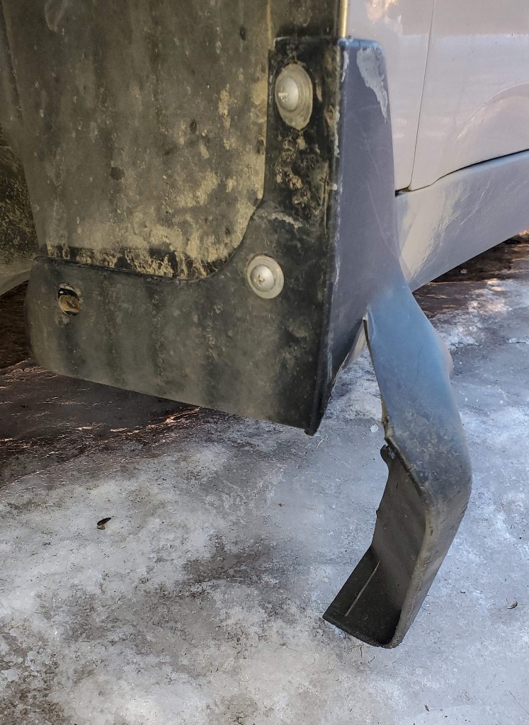 Broken-Mud-Flap-Honda-Accord