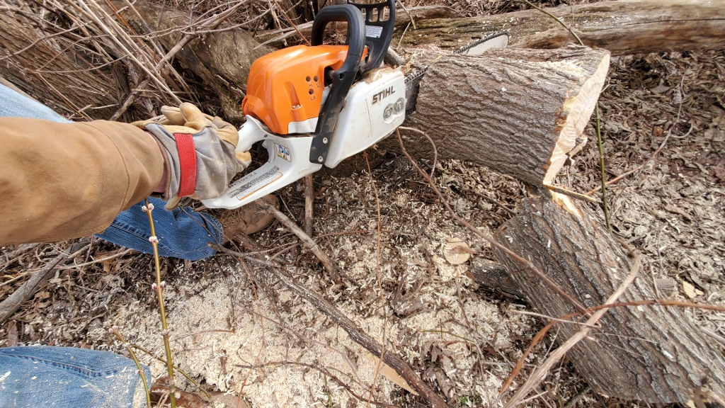 Stihl-Chainsaw-in-Use