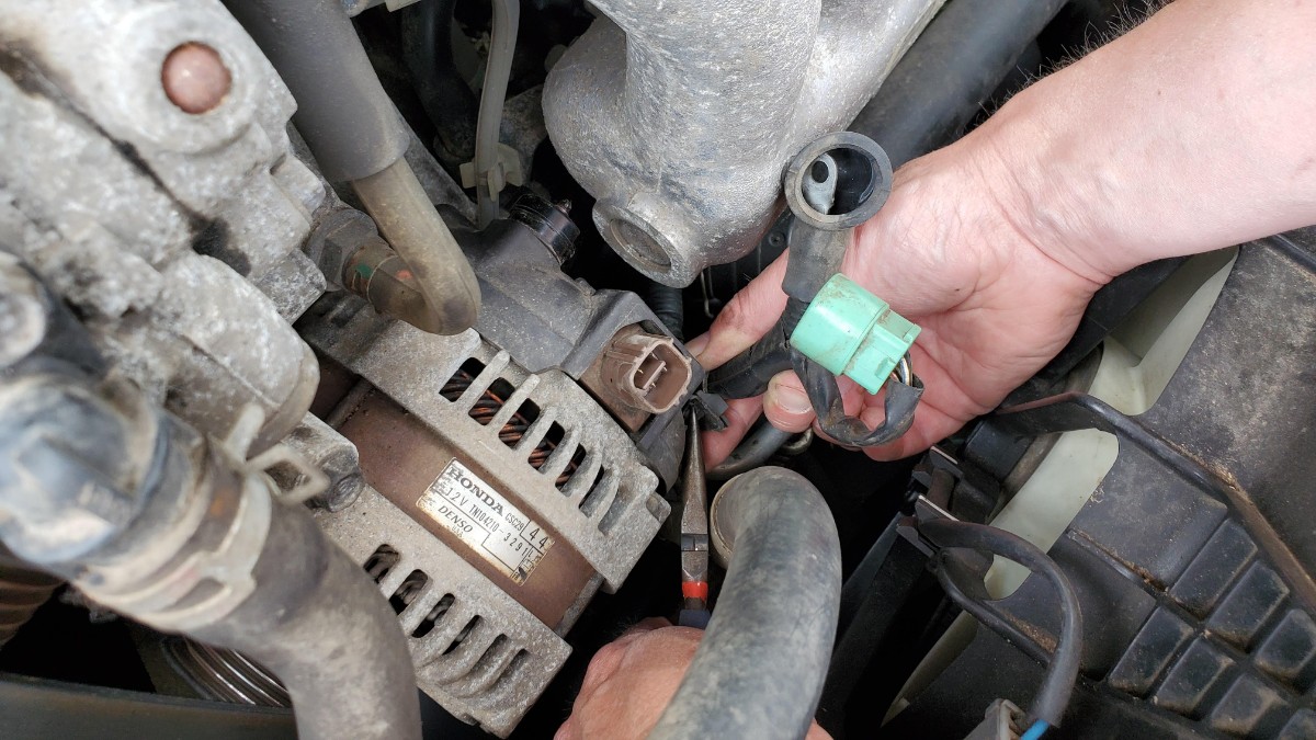 14-remove-plastic-clip-needlenose-pliers