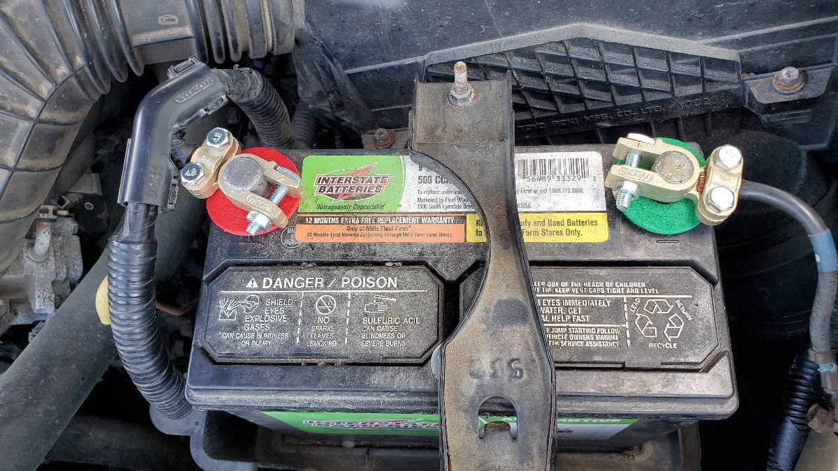 16-new-battery-cable-clamps-installed