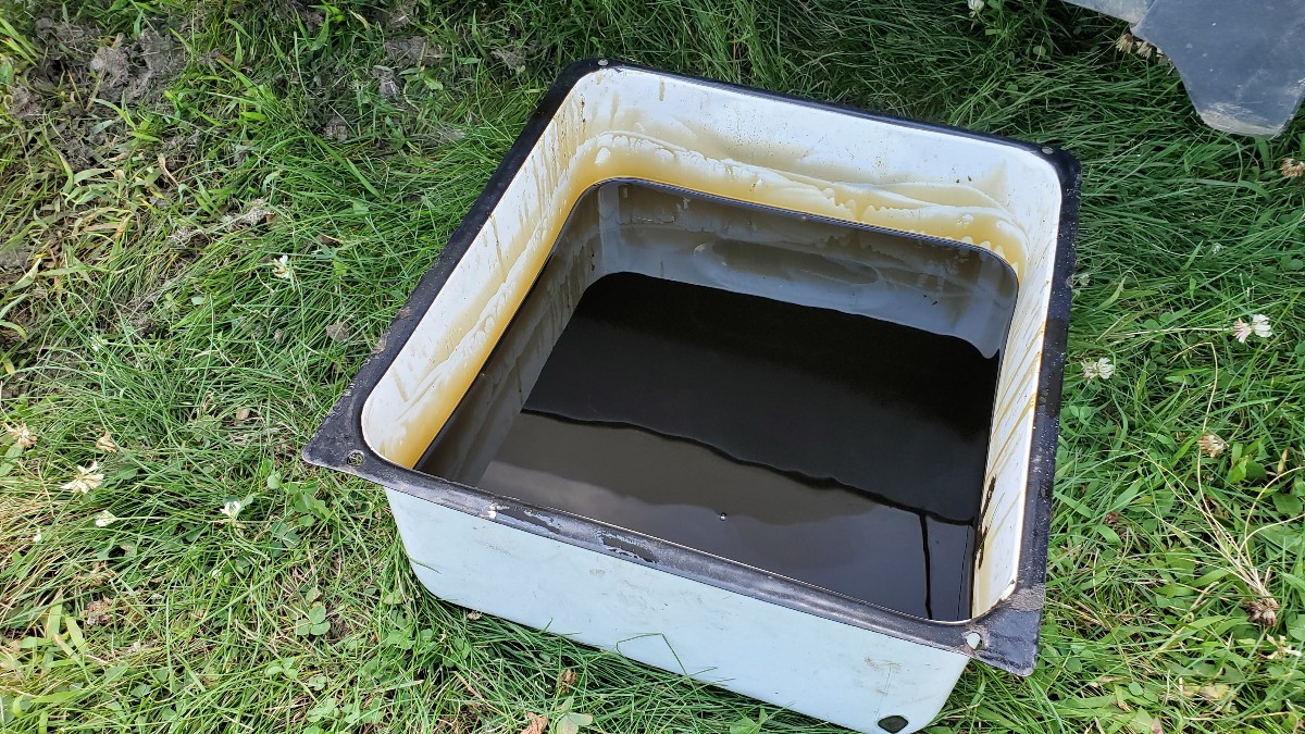 07-Drain-Oil-Perform-Oil-Change