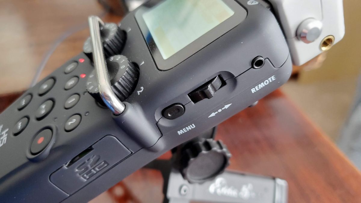 02-Zoom-H5-Menu-Toggle-Switch