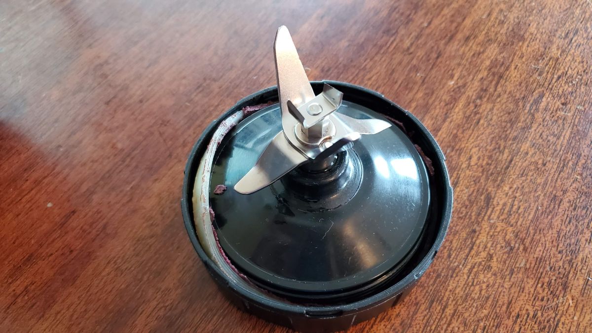 Pull out the rubber gasket from the ninja blender.