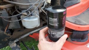 How to Change the Oil in a Simplicity Lawn Tractor (Oil Weight