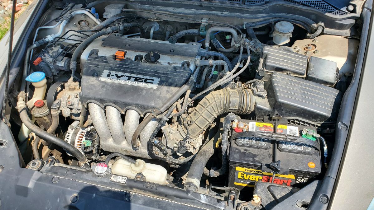 Honda Accord engine bay 2004