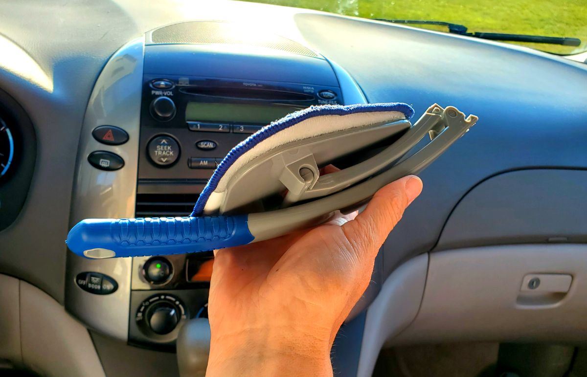 Folded Window Cleaner