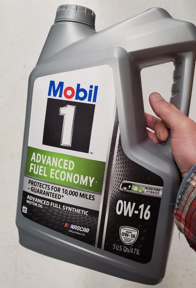 0w-16 motor oil Mobil 1 Advanced Fuel Economy