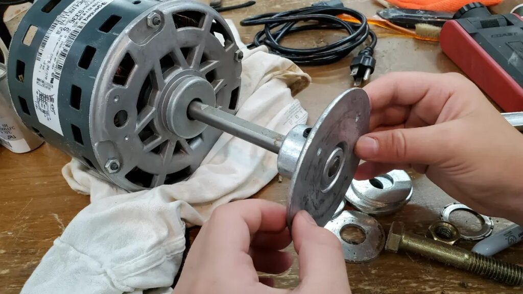 Adding a hub to a homemade disk sander