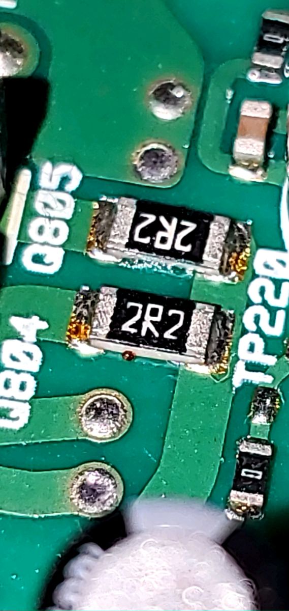 2R2 inductor motherboard of a car stereo