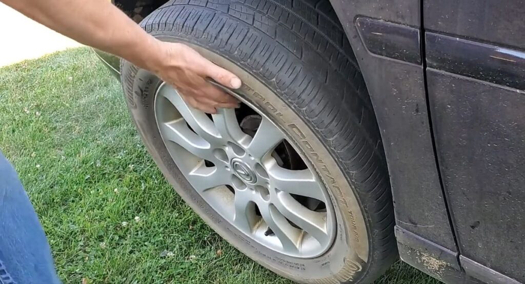 How to Change Front Brakes – 2002 Lexus ES300 and Toyota Camry ...