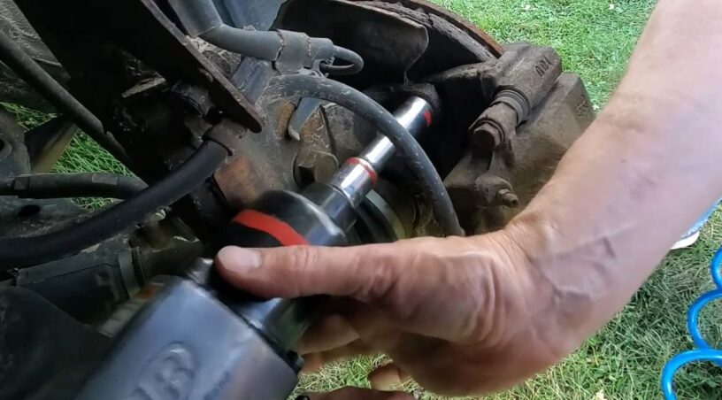 How to Change Front Brakes – 2002 Lexus ES300 and Toyota Camry ...