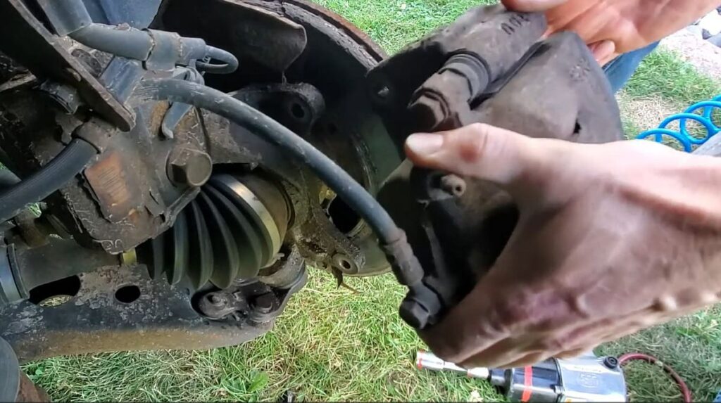 How to Change Front Brakes – 2002 Lexus ES300 and Toyota Camry ...