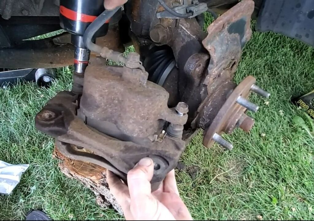 How to Change Front Brakes – 2002 Lexus ES300 and Toyota Camry ...