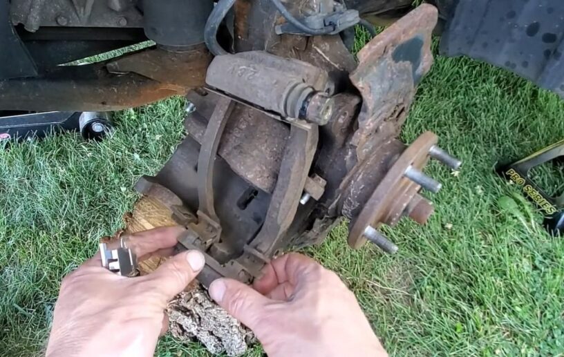 How to Change Front Brakes – 2002 Lexus ES300 and Toyota Camry ...