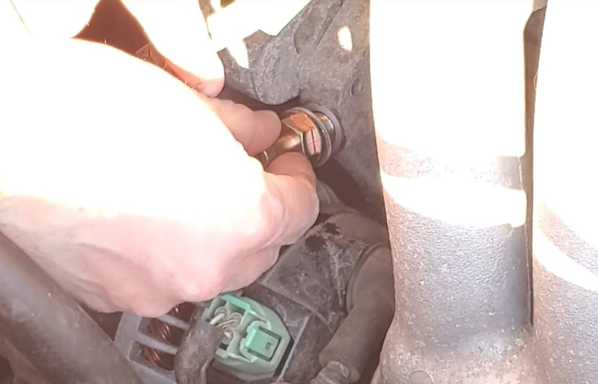 Installing a PCV Valve in a Honda Accord