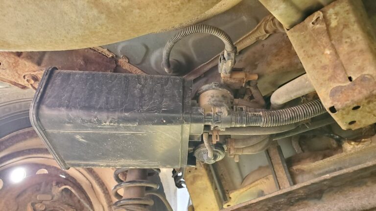 Charcoal Canister Location Toyota Corolla 2004